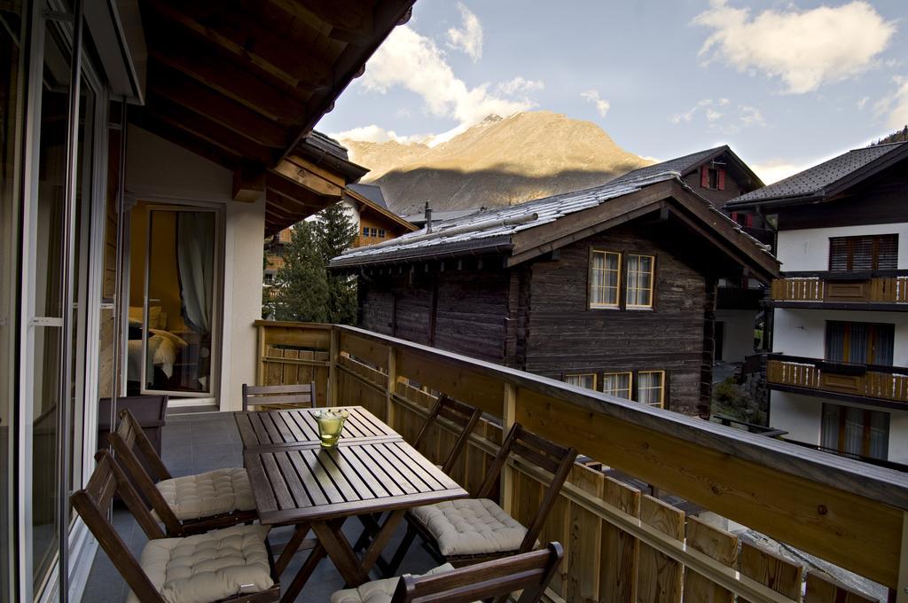 Chalet Sunshine Саас-Фее Стая снимка